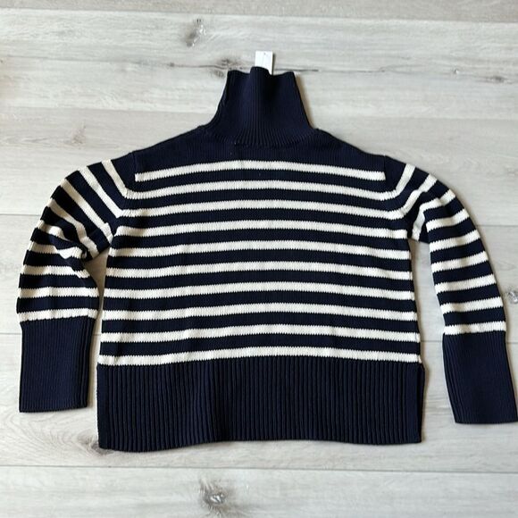 GAP Kids 24/7 Split-Hem Turtleneck Sweater Size M navy blue/white‎ striped NWT - Picture 4 of 4